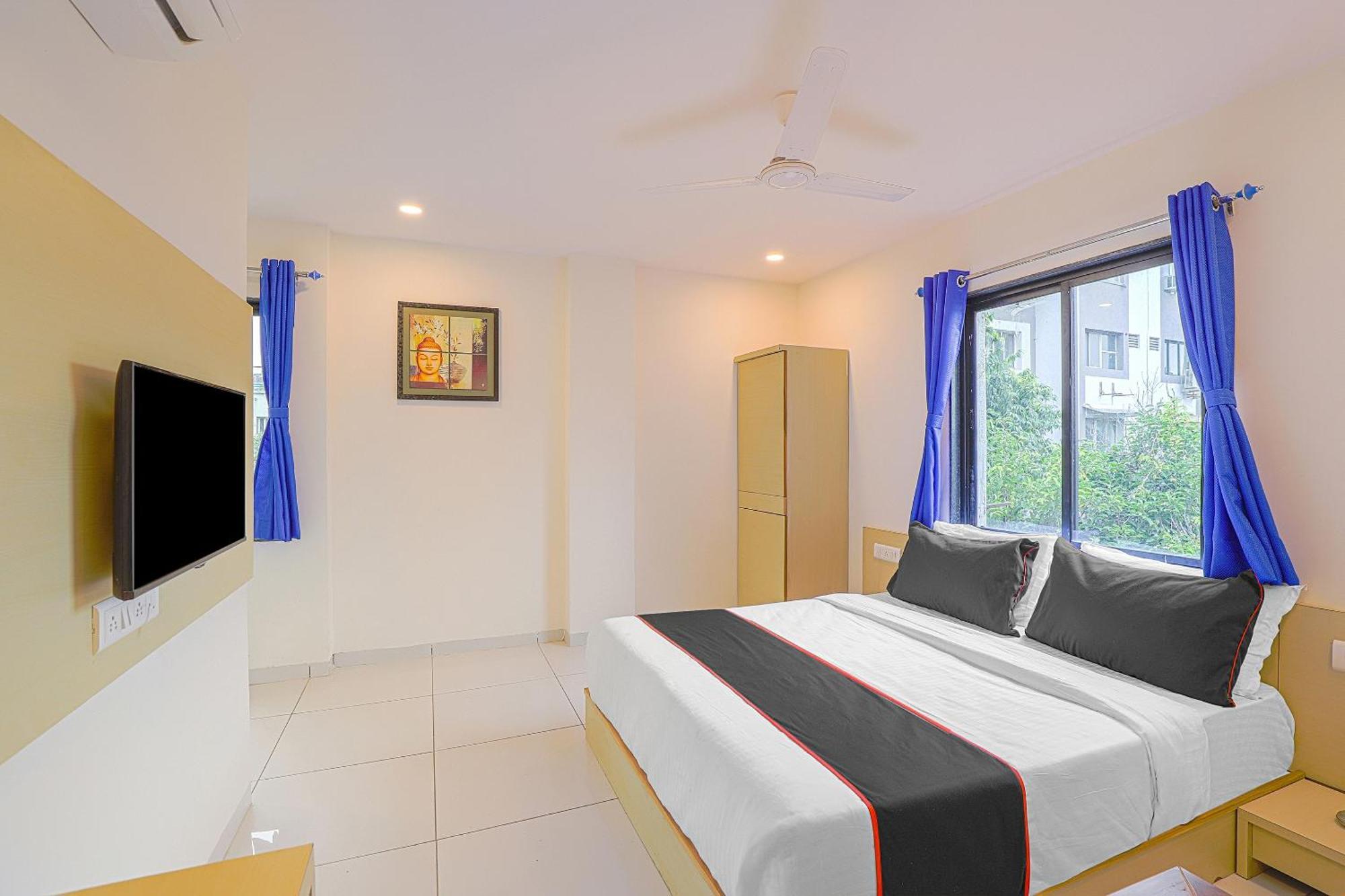אחמדאבאד Hotel O La Veera מראה חיצוני תמונה